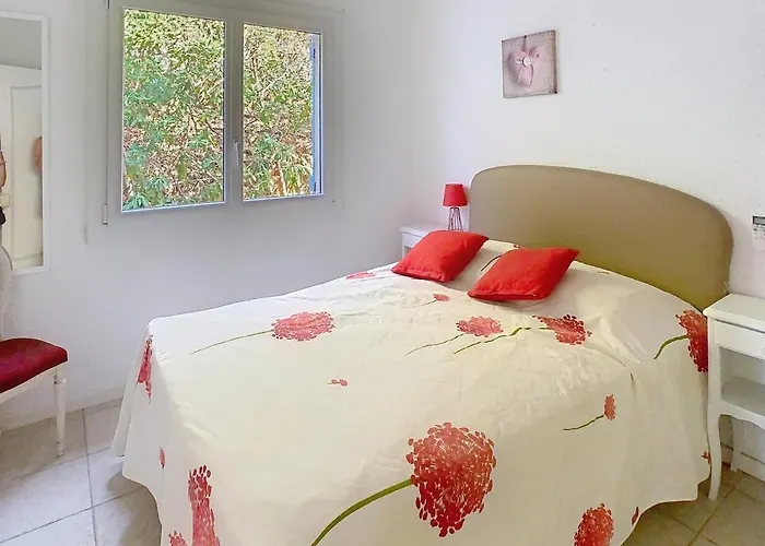 Sea View House On Foot Cote D'azur بيت للعطل Saint-Raphaël