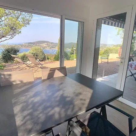 Prázdninový dům Sea View House On Foot Cote D'azur Saint-Raphaël